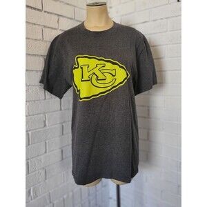 NFL Team Apparel Kansas City Chiefs T-Shirt - Adult Medium